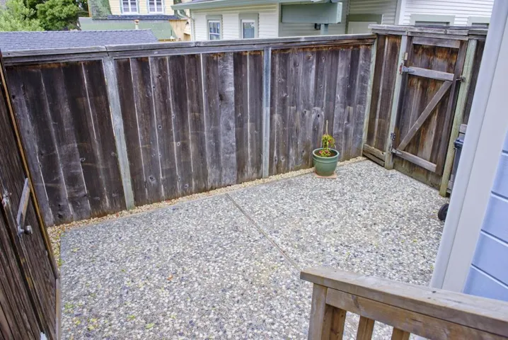 132 6th Street, Pacific Grove, California 93950