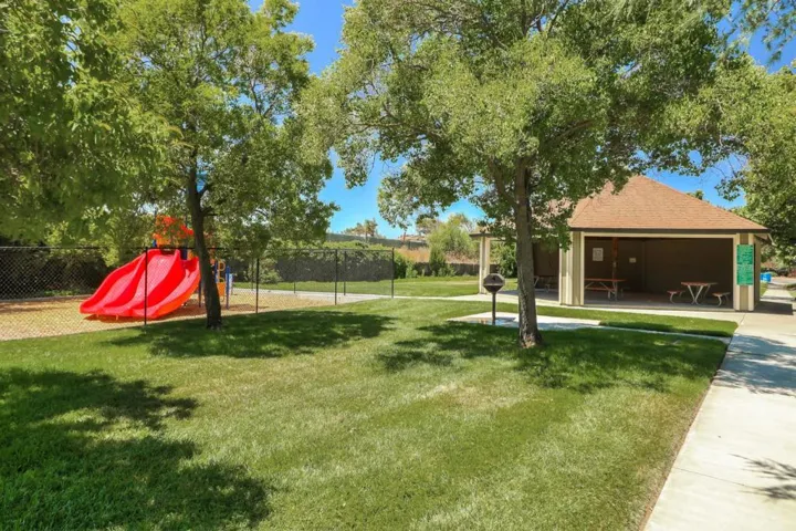 801 Nash Road C2, Hollister, California 95023