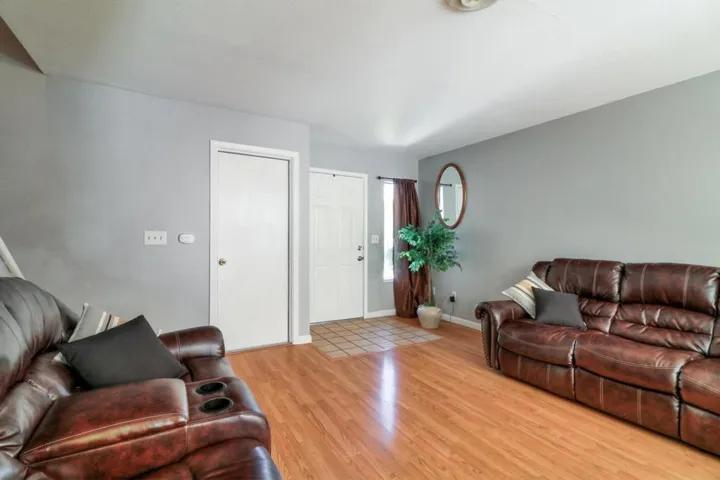 801 Nash Road C2, Hollister, California 95023