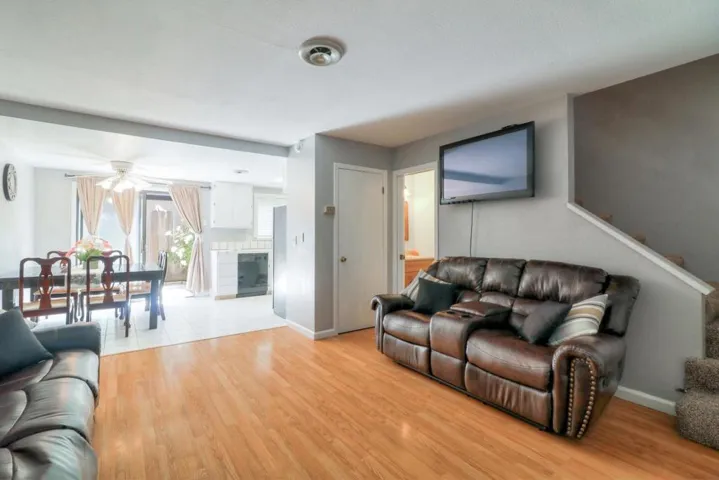 801 Nash Road C2, Hollister, California 95023