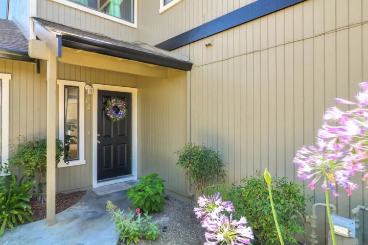 801 Nash Road C2, Hollister, California 95023