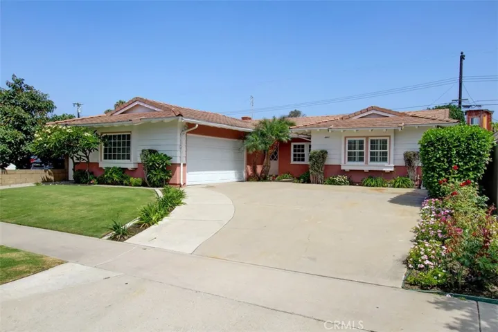 6061 Kimberly Drive, Huntington Beach, California 92647