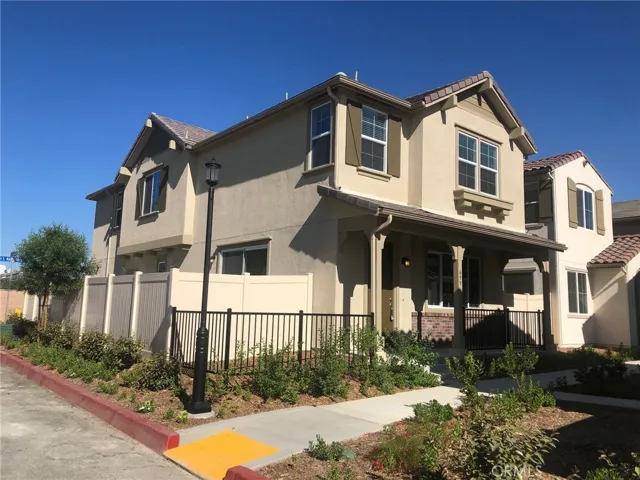 699 Mandarin, Rialto, California 92376