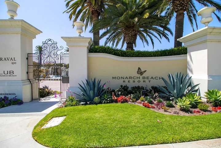 68 Tennis Villas Drive, Dana Point, California 92629