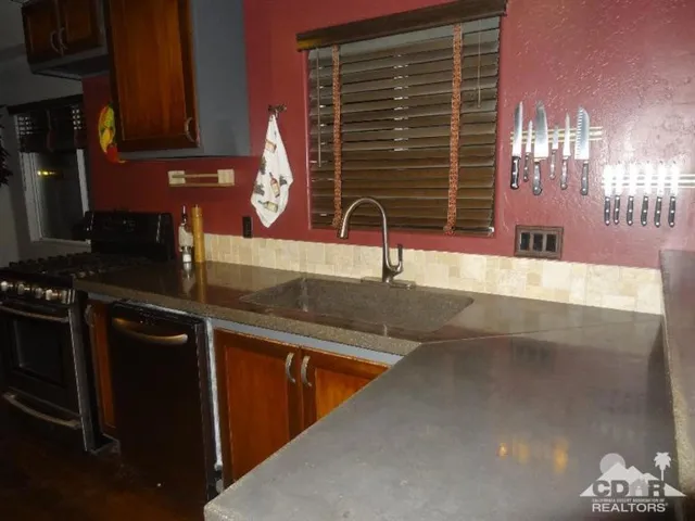 52210 Avenida Juarez, La Quinta, California 92253