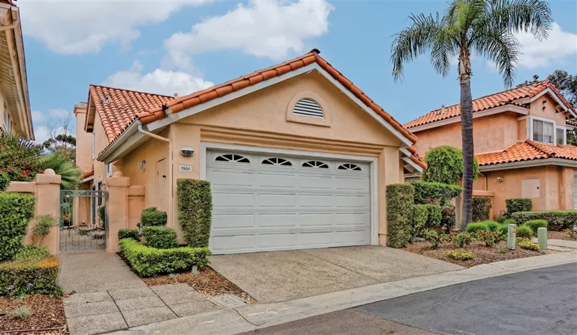 11464 Caminito Corriente, San Diego, California 92128
