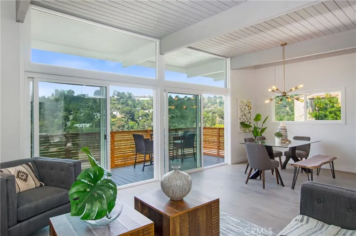 8722 Skyline Drive, Los Angeles, California 90046