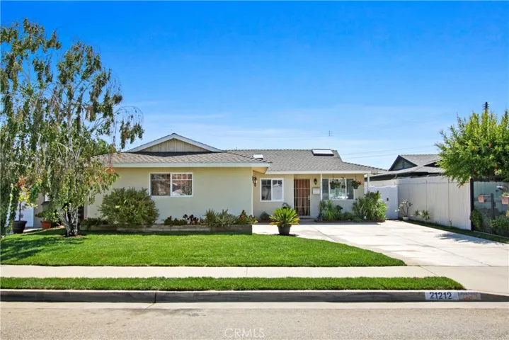 21212 Berendo Avenue, Torrance, California 90502