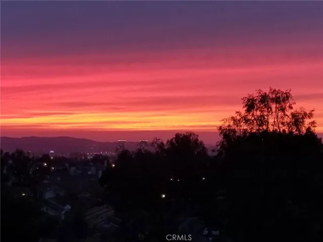 Hills, city lights and gorgeous sunset views!