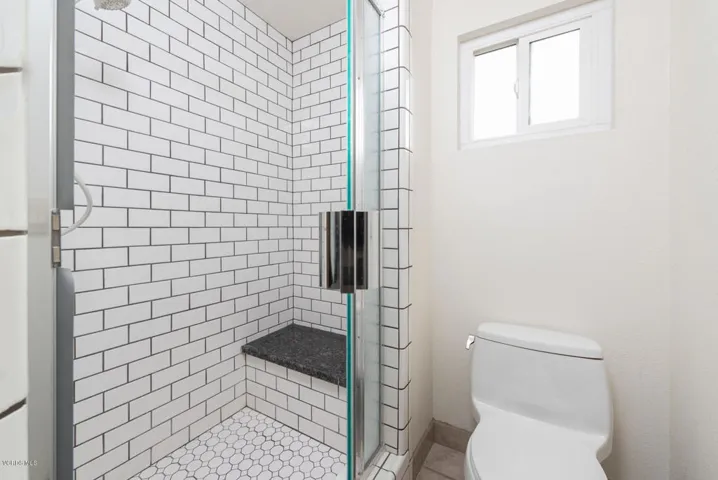 4th bedroom ensuite / 2nd master bedroom