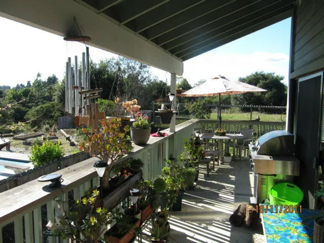 377 Waugh Avenue, Santa Cruz, California 95065