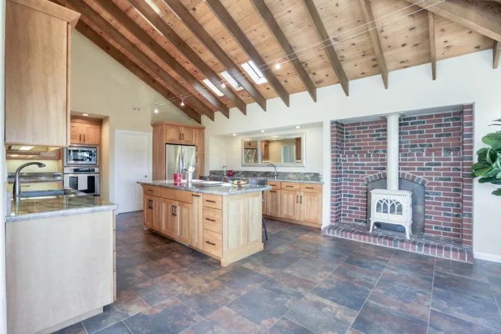 414 Vista Del Mar Drive, Aptos, California 95003