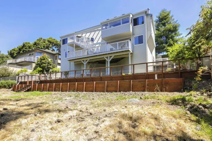 414 Vista Del Mar Drive, Aptos, California 95003