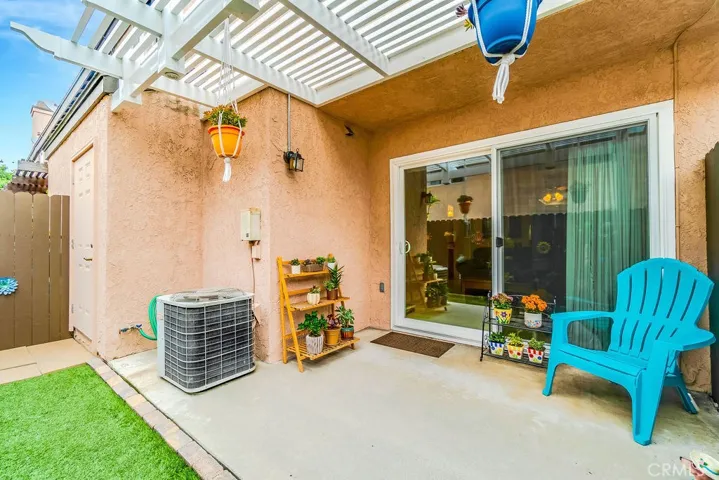 17613 Windward, Bellflower, California 90706