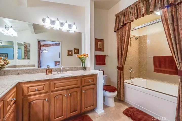 17613 Windward, Bellflower, California 90706
