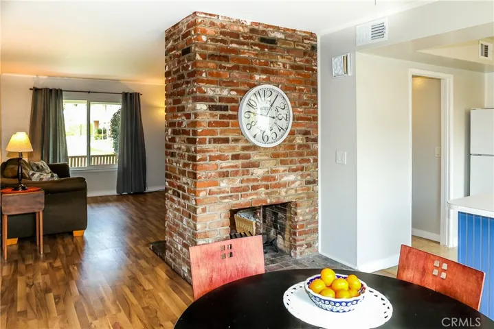 Eating area, looking towards Living room