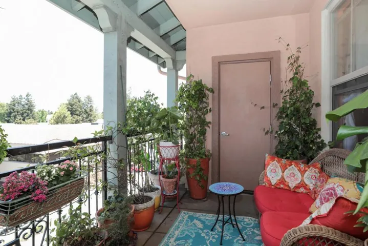 20500 Town Center Lane 293, Cupertino, California 95014