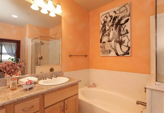 20500 Town Center Lane 293, Cupertino, California 95014