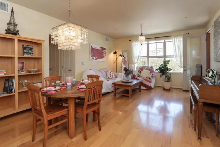 20500 Town Center Lane 293, Cupertino, California 95014
