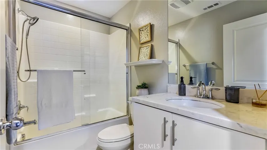 11808 E Solana Place, Cerritos, California 90703