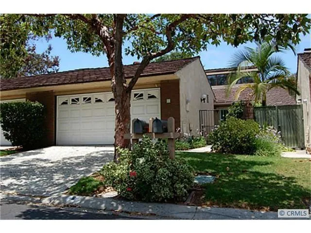 Home Sweet Home! Driveway, 2 car garage, front and back patios, nice neighborhood