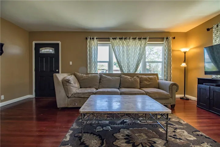 4751 Hayter Avenue, Lakewood, California 90712