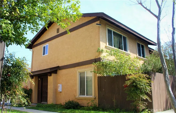 12321 Runnymede Street 1, North Hollywood, California 91605