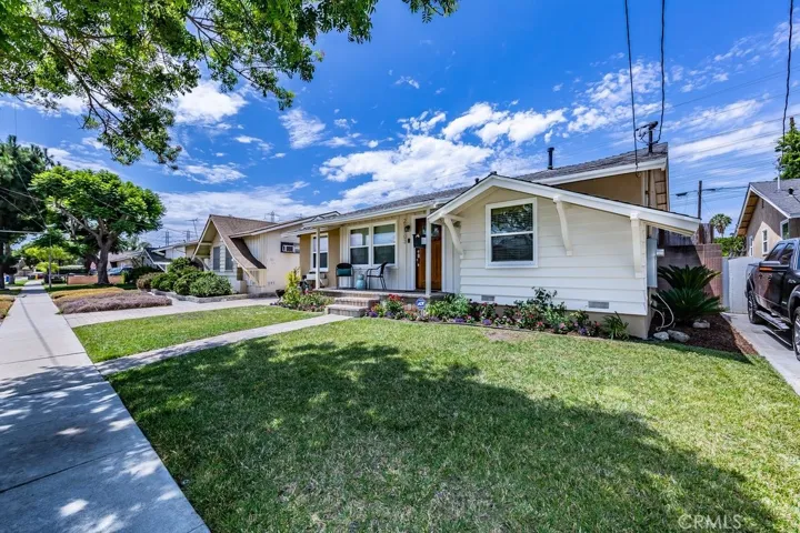 21303 Longworth Avenue, Lakewood, California 90715