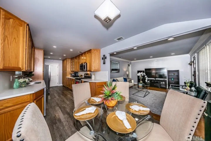 21303 Longworth Avenue, Lakewood, California 90715