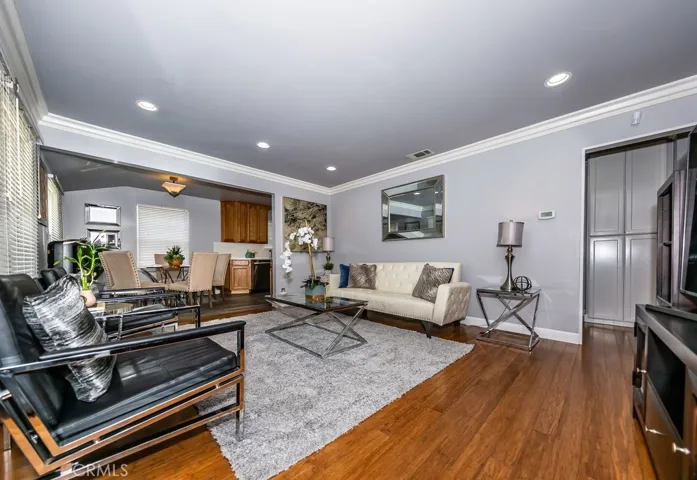 21303 Longworth Avenue, Lakewood, California 90715