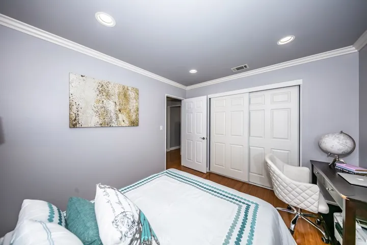 21303 Longworth Avenue, Lakewood, California 90715