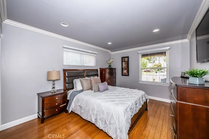 21303 Longworth Avenue, Lakewood, California 90715