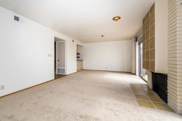 118 Oxford Lane, San Bruno, California 94066