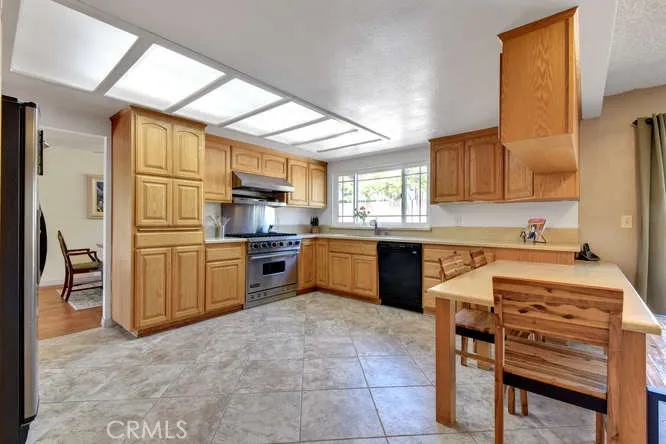 9721 Rome Street, Cypress, California 90630
