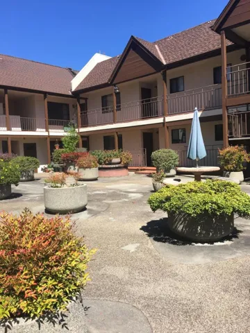 1106 El Camino Real 6, Burlingame, California 94010