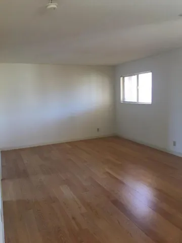 1106 El Camino Real 6, Burlingame, California 94010