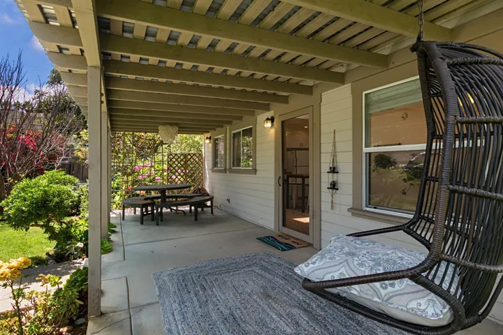 130 Athena St., Encinitas, California 92024