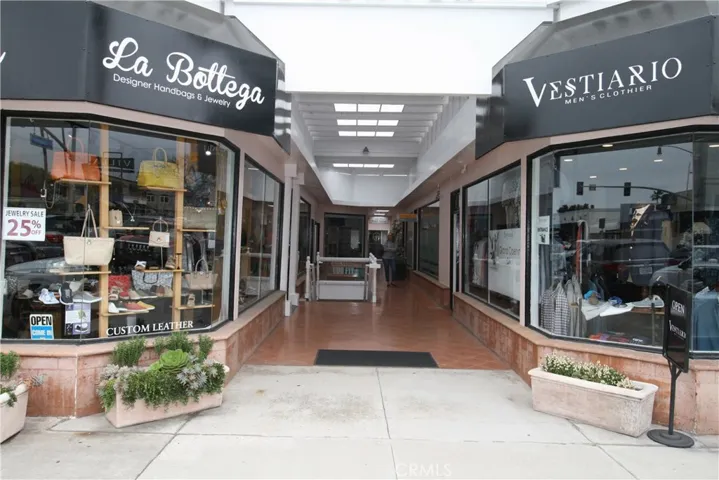 2721 E. Coast Hwy 104, Corona Del Mar, California 92625