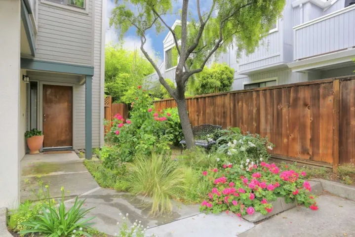 1535 Hidden Terrace Court, Santa Cruz, California 95062