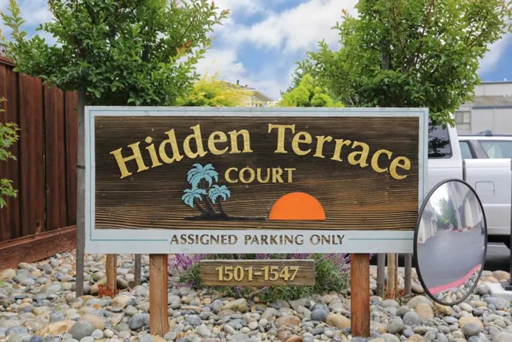 1535 Hidden Terrace Court, Santa Cruz, California 95062