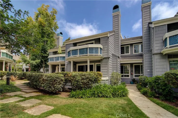 Here is your walking path to the front door.