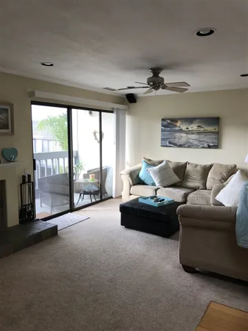 2376 Altisma Way G, Carlsbad, California 92009