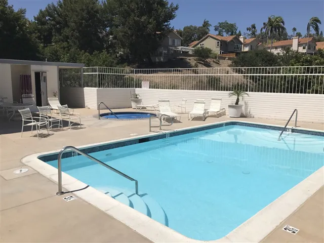 2376 Altisma Way G, Carlsbad, California 92009
