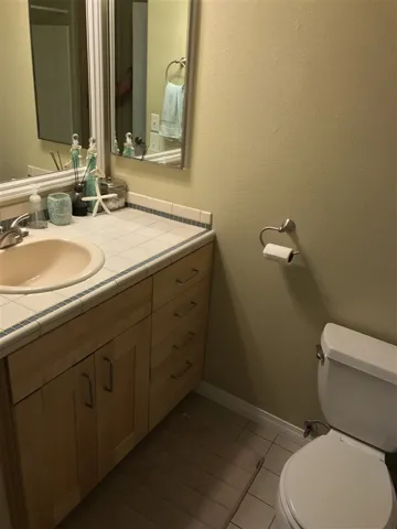 2376 Altisma Way G, Carlsbad, California 92009