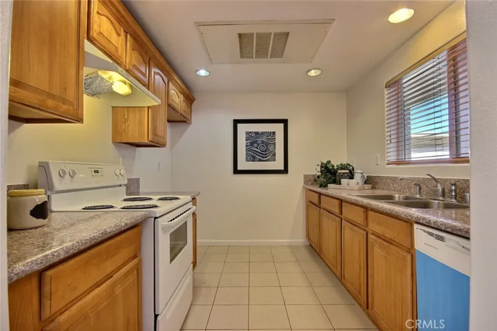 411 S Garfield Avenue 71, Monterey Park, California 91754