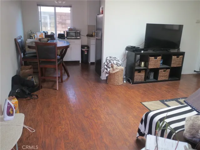 624 Geneva Avenue B, Huntington Beach, California 92648