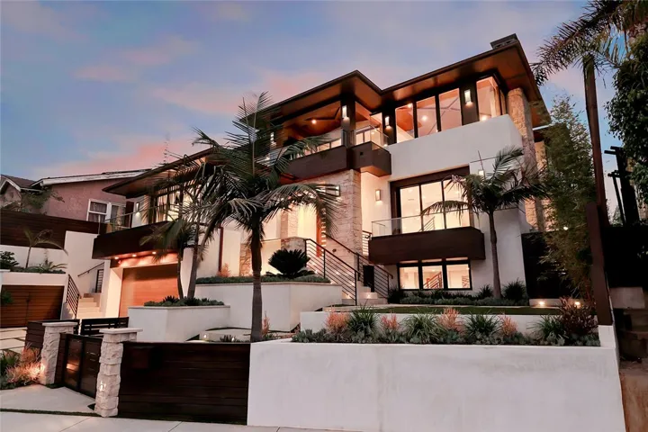 304 N Ardmore Avenue, Manhattan Beach, California 90266