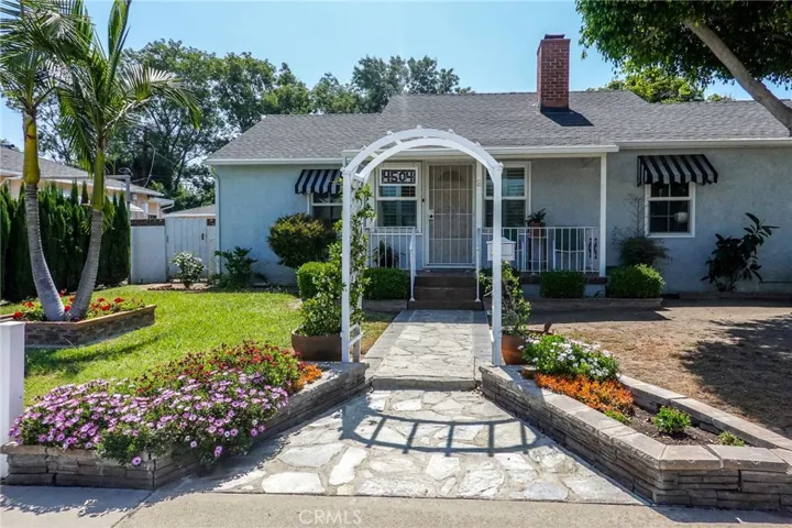 4504 Keever Avenue, Long Beach, California 90807