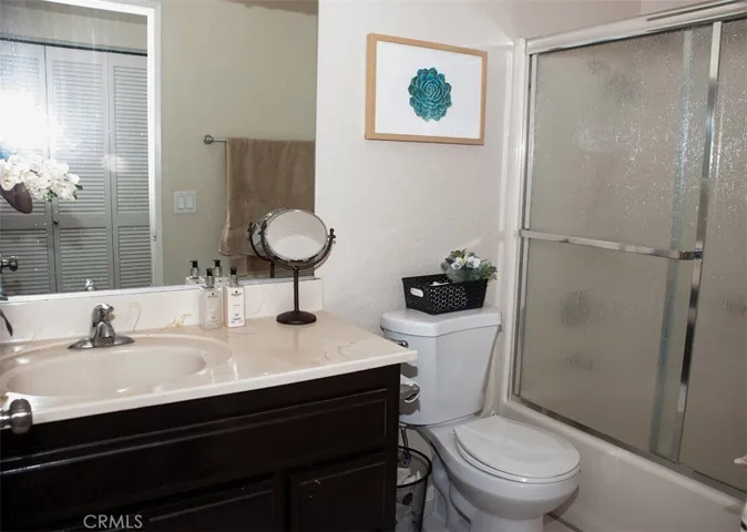 9507 Flower Street 201, Bellflower, California 90706