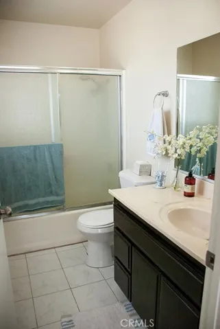 9507 Flower Street 201, Bellflower, California 90706